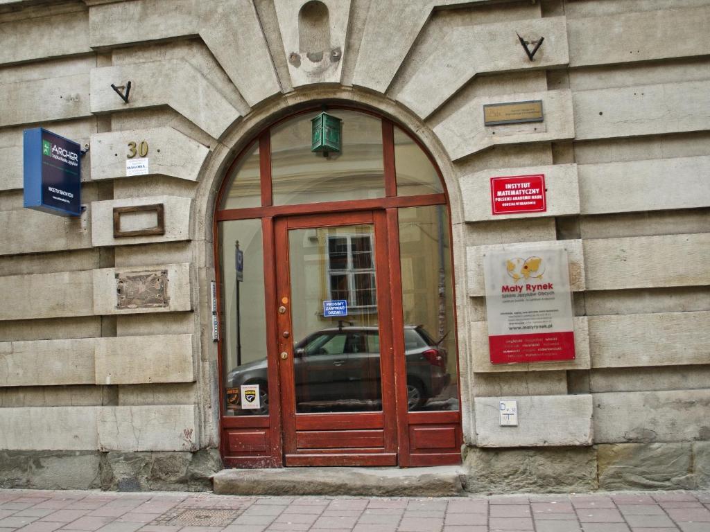 Tramp Aparthostel Krasków Dış mekan fotoğraf
